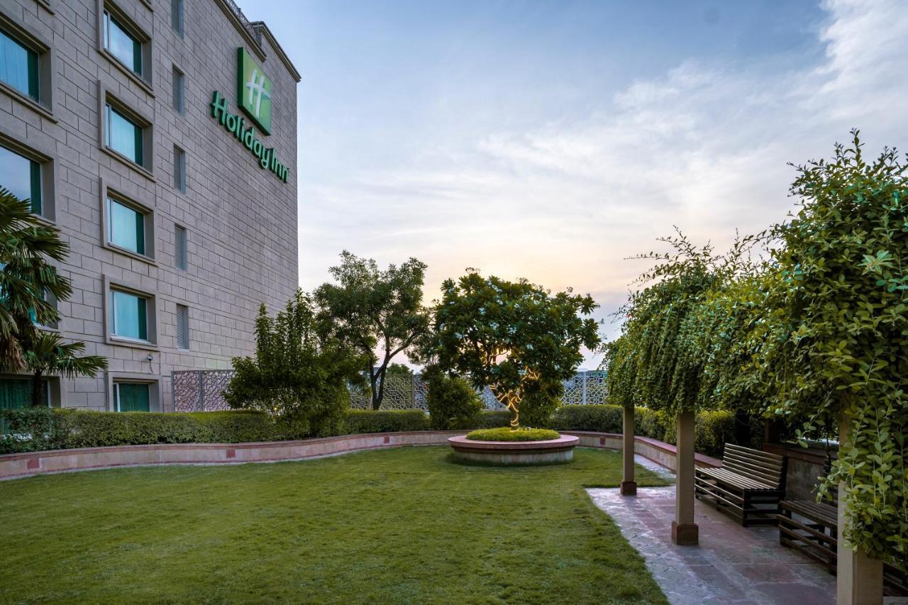 Holiday Inn Agra Mg Road An Ihg Hotel Exterior photo Holiday Inn, New Delhi
